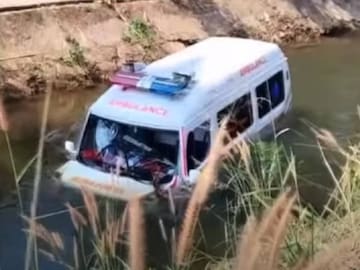 സോഷ്യൽ മീഡിയയിൽ പ്രചരിക്കുന്ന ചിത്രം സോഷ്യൽ മീഡിയയിൽ പ്രചരിക്കുന്ന ചിത്രം